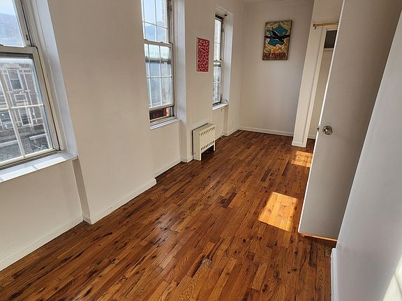 3rd image of 565 Nostrand Ave APT 2F