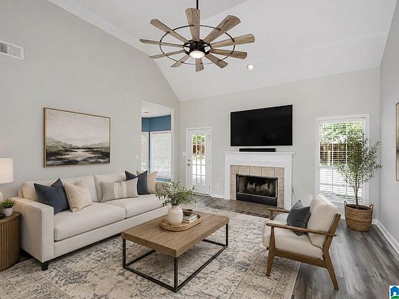 5th image of 1185 Forest Lakes Way