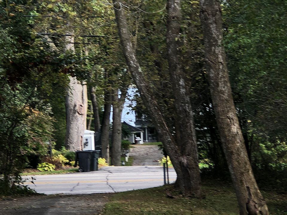 1st image of 699 S Lakeshore Dr
