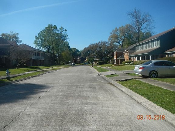 4th image of 3640 White Oak Ave
