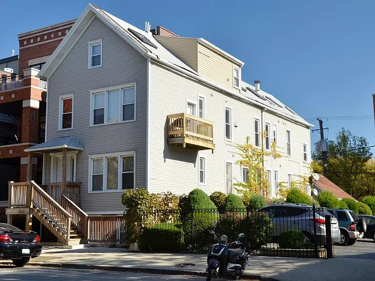 2513 N Southport Ave #A — Photo 15