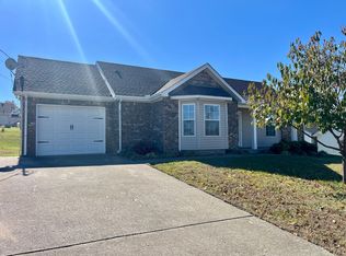 1303 Lyndsey Ridge Dr, La Vergne, TN 37086