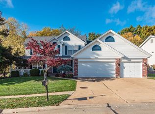 1817 Prescott Rdg, Saint Charles, MO 63303