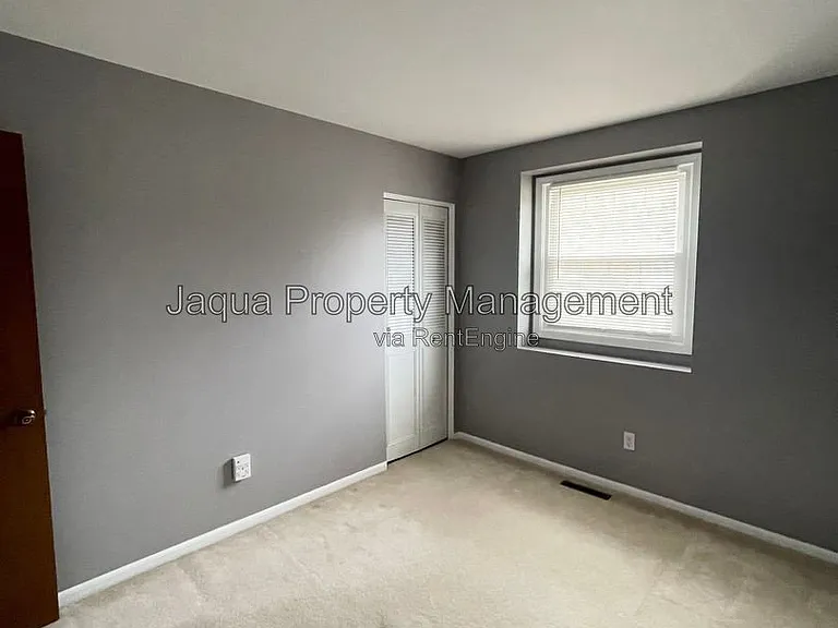 2383 Quincy Ave — Photo 17