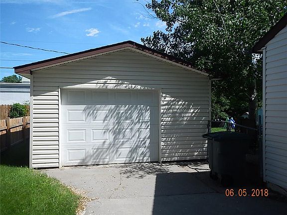 3rd image of 1315 Concord Dr