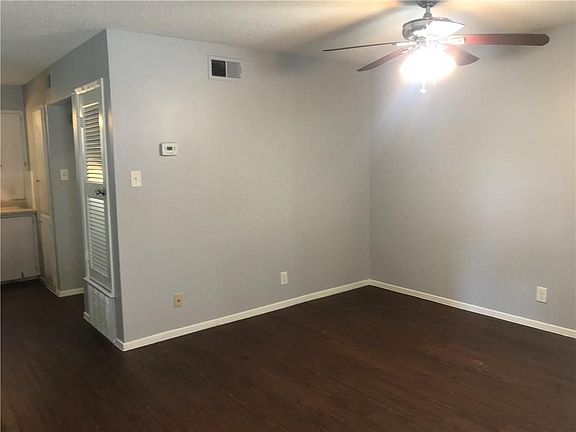 3rd image of 5101 Evans Ave APT 103