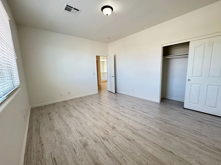 3055 Costa Miole Dr — Photo 37