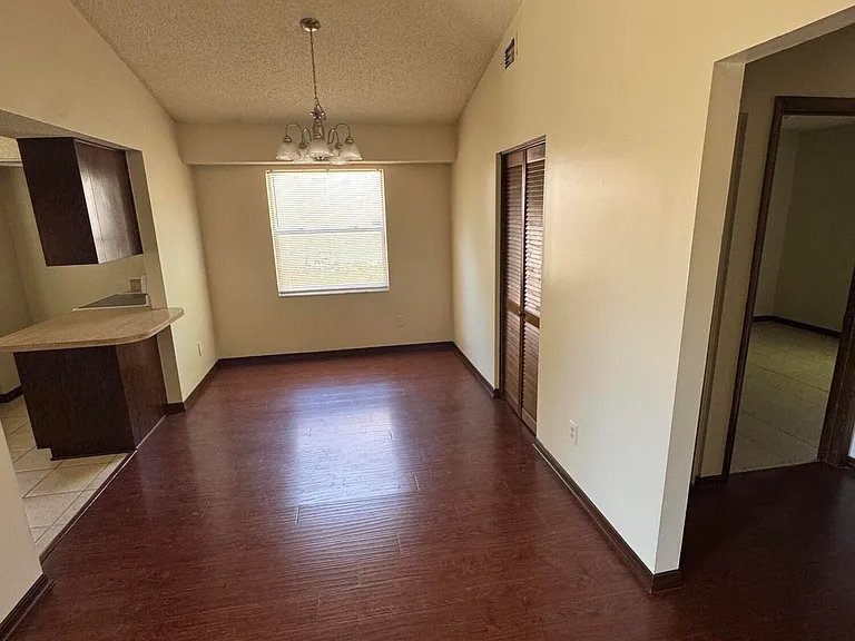 8321 Crosswind Rd — Photo 9