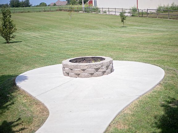 Firepit view from back pati