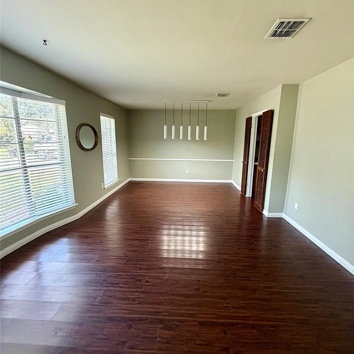 3 bed, 2.0 bath, 1756 sqft, $1,900 — Photo 3
