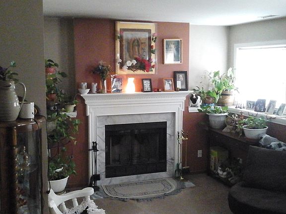 4th image of 2104 N Woodoak Dr