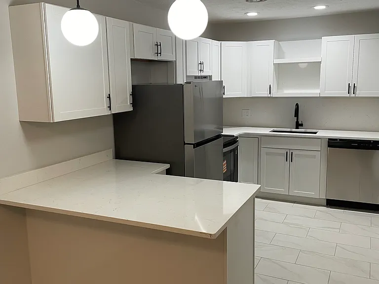 Ranchvale Apartments — Photo 14
