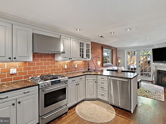 4th image of this home