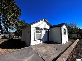 3189 Eastman Ln, Petaluma, CA 94952