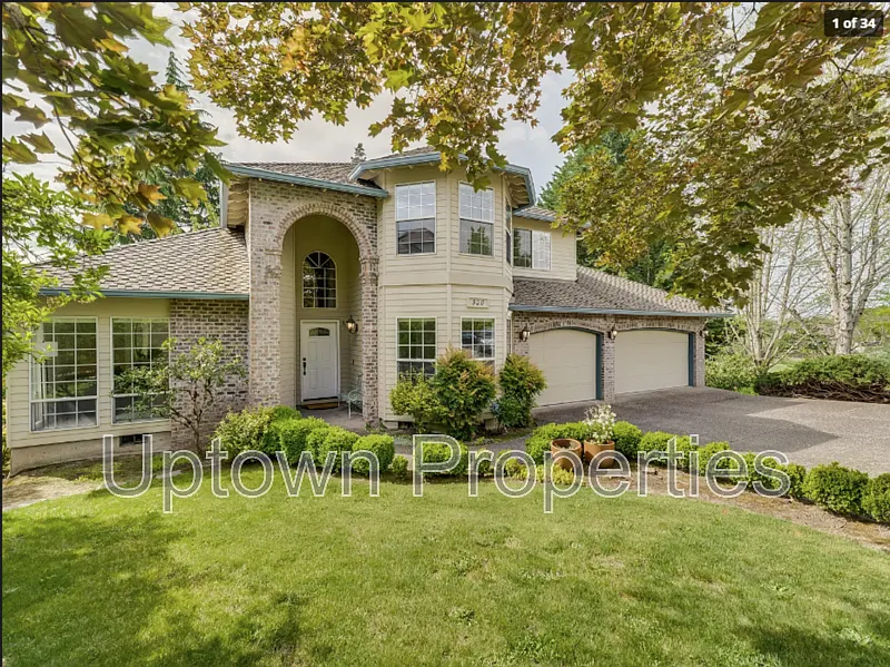 320 NW 163rd Pl