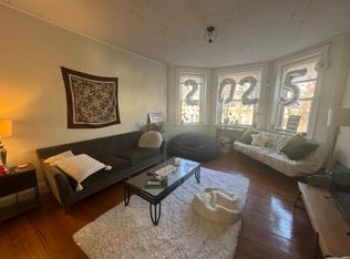 22 Euston St #3F, Brookline, MA 02446
