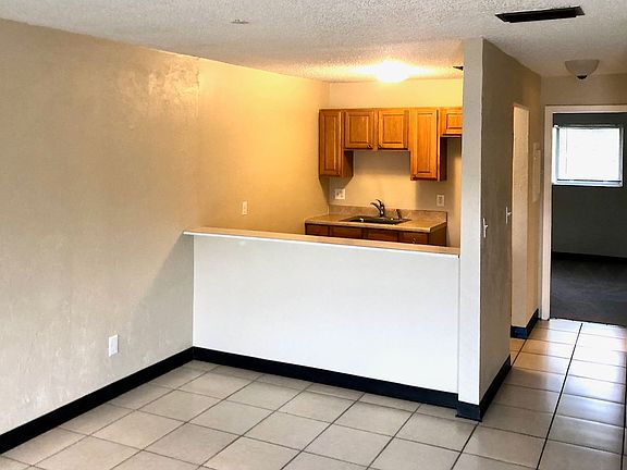4th image of 115 Kingston Ave APT 14