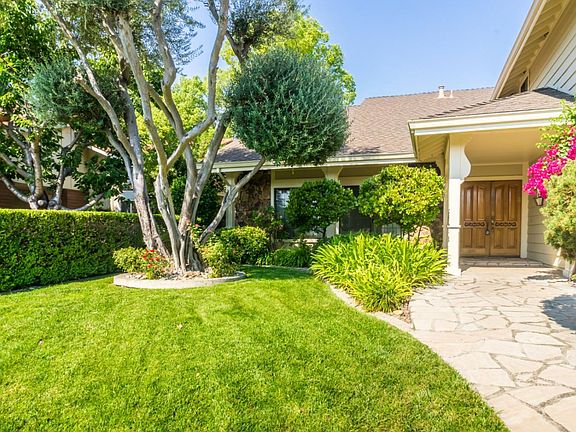 4th image of 5963 Hillrose Dr