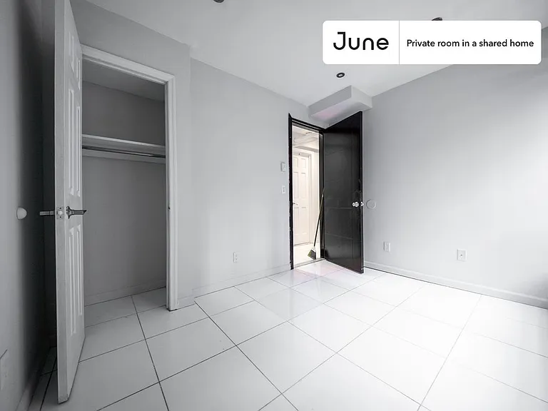 961 Columbus Ave #D — Photo 2