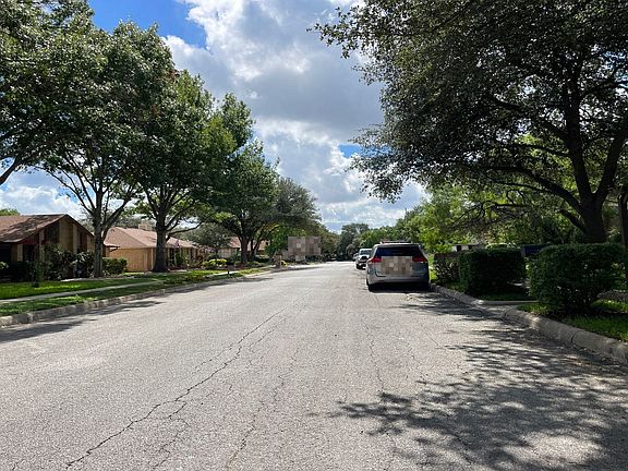4th image of 13707 Stony Forest Dr
