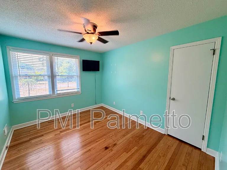 1727 Sandra Dr — Photo 17