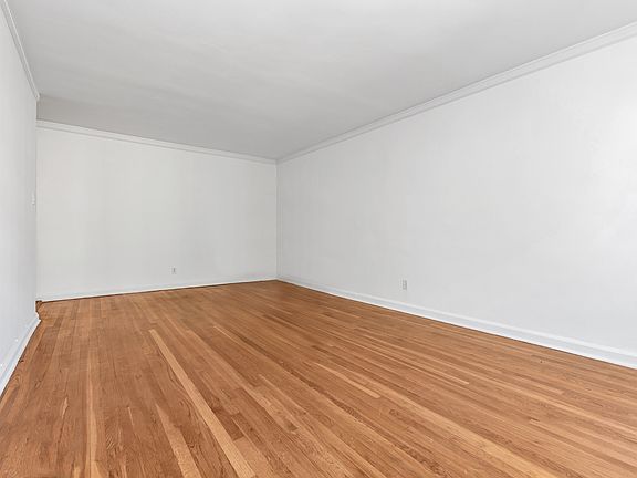 4th image of 65-35 Yellowstone Blvd #4C