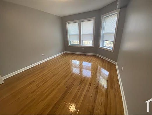 4th image of 216 S Lavergne Ave