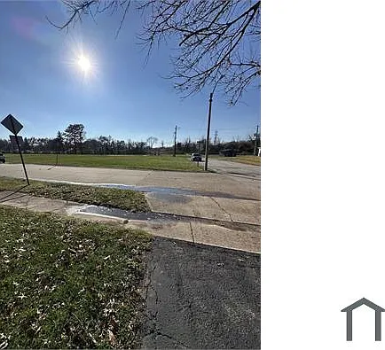 8439 Alder Ave — Photo 12