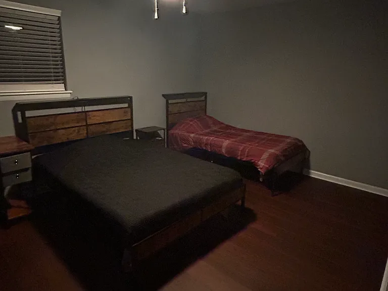 1114 Schaub Dr #H — Photo 7