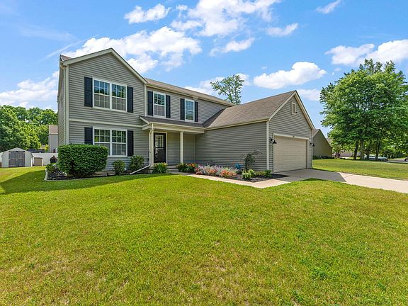 2nd image of 1965 Boardwalk Cir W