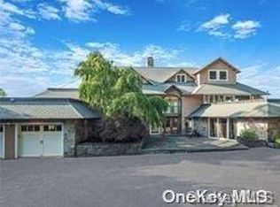 137 Briarcliff Rd, Shoreham, NY 11786