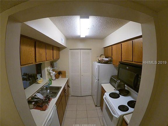 4th image of 30 Mathews Dr APT 701
