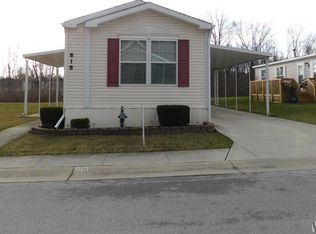 615 Lake Ridge Dr, Lima, OH 45804