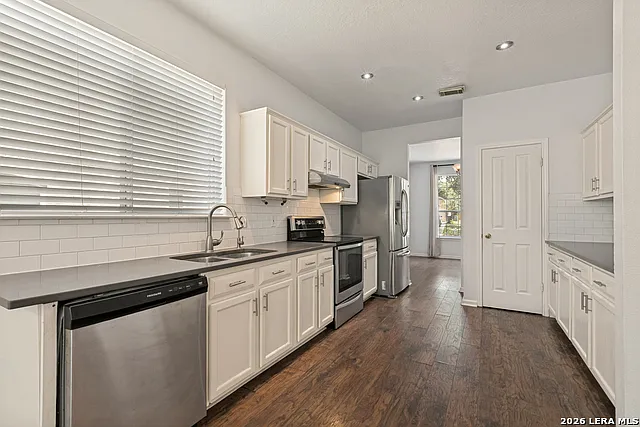 3027 Fall Mist Dr — Photo 11