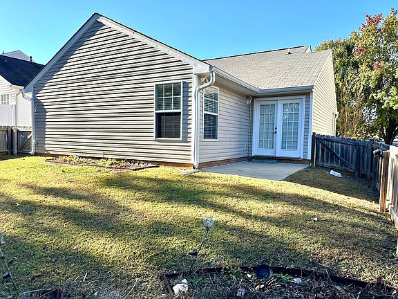 2nd image of 1686 Sandpiper Dr