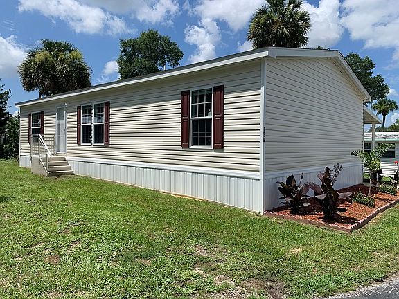 2nd image of 1800 E Graves Ave #159
