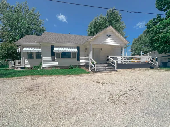 702 W Jefferson St, Pittsfield, IL 62363