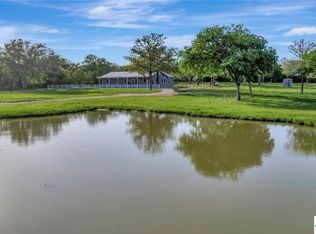 398 Hiller Rd, Cuero, TX 77954