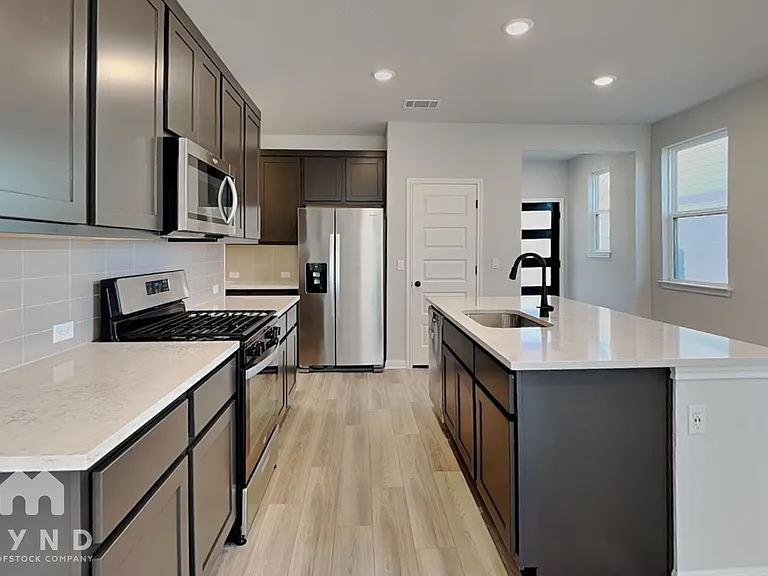 8003 Andravida Dr — Photo 5