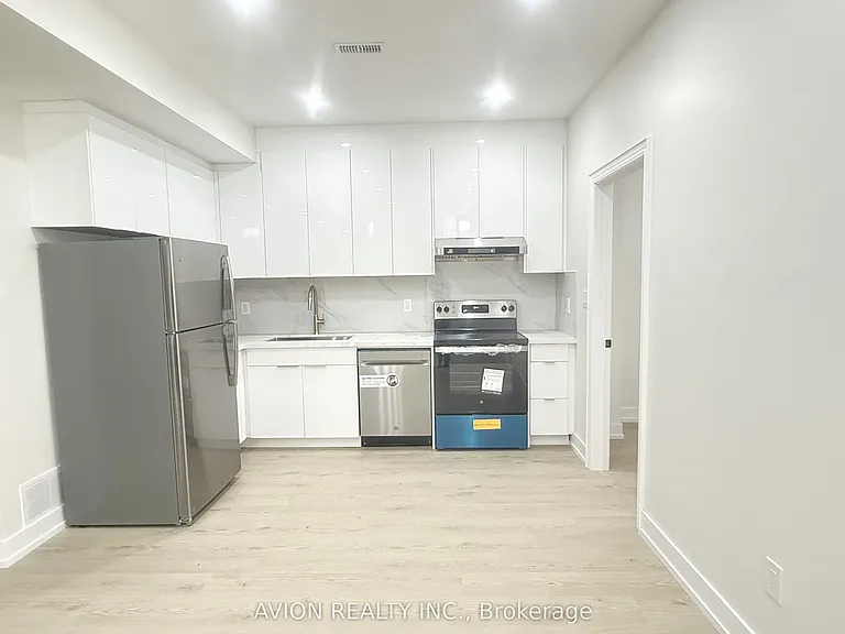 Fred Lablanc Dr — Photo 1
