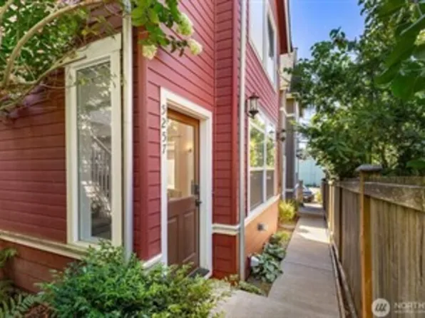 5257 23rd Ave SW, Seattle, WA 98106