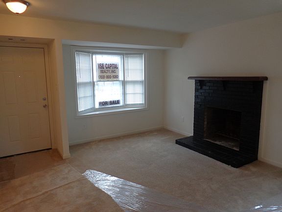 Family Room with Fireplace
