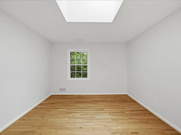 4120 Nutwood Way — Photo 26