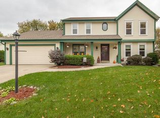 N59W24654 Quail Run Ln, Sussex, WI 53089