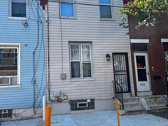 2nd image of 1830 E Cornwall St