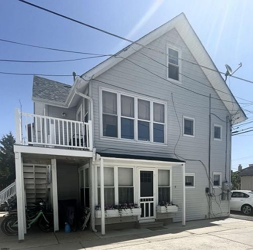 1st image of 135D Central Ave #4