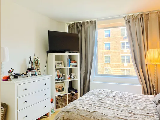 Rented by Matthew Gros-Werter, LREB  | media 24