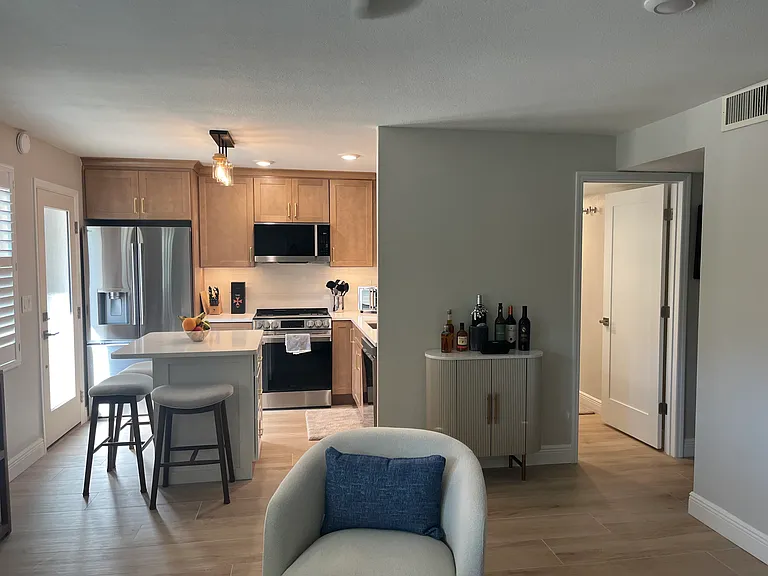 510 Granada Ave #108 — Photo 3