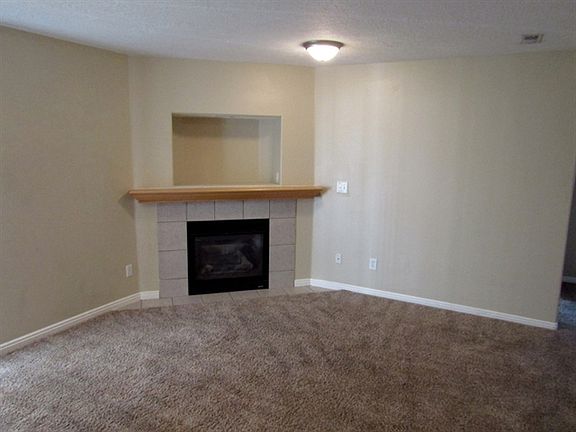 3rd image of 5878 S Impressions Dr
