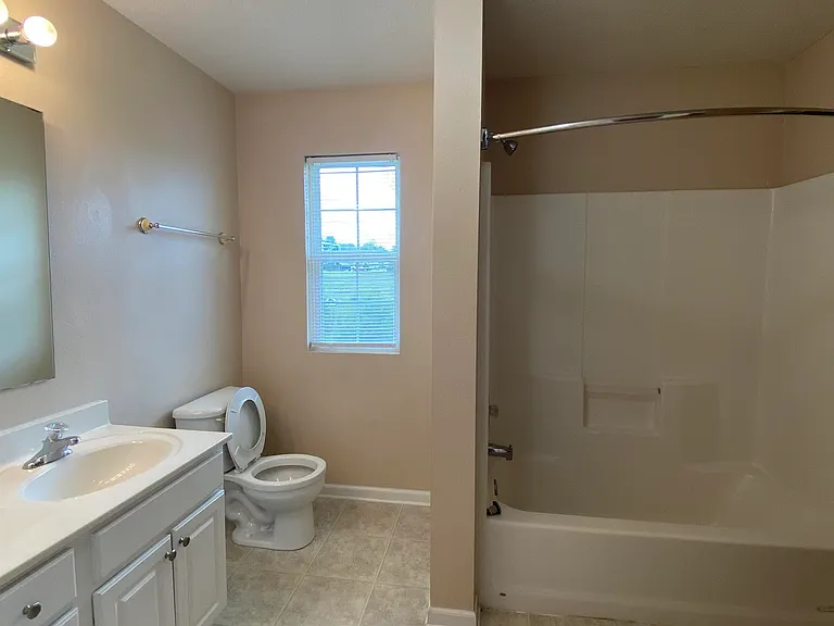 20385 Simmons Rd — Photo 5